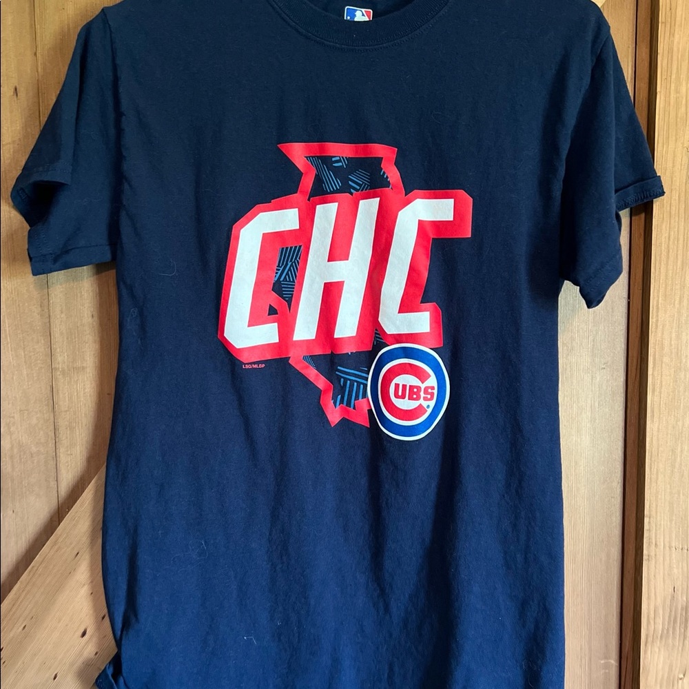 Men’s Chicago cubs t-shirt -small